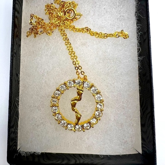 windsor Gold Tone Footprints/Cubic Zirconia Necklace NIB - Picture 3 of 6